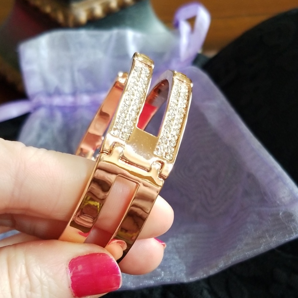JN ROSE GOLD TONE ๐ BRACELET - Picture 5 of 8